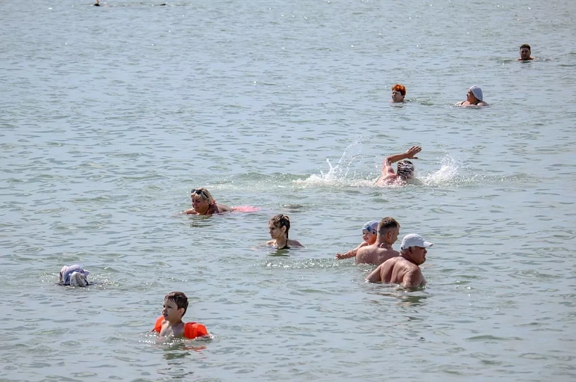 Черное море на курортах Краснодарского края возобновило прогрев
