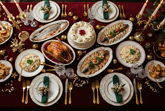 Астролог рассказала, какие блюда должны быть на новогоднем столе в год Лошади