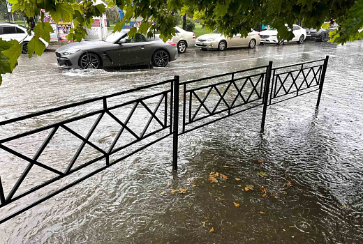 Ливни повторятся: стихия вновь ударит по Сочи в ближайшие часы