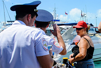 В Сочи открыли горячую линию для жалоб на навязчивых зазывал