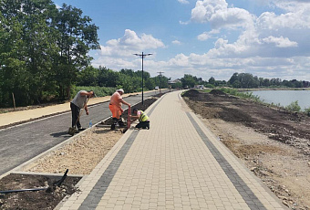 На 85% завершено благоустройство общественной территории в Курганинске  