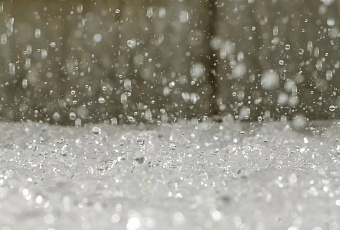 Штормовое ненастье продолжит терзать Кубань: дожди со снегом, град и ветер до 29 м/с 24 апреля