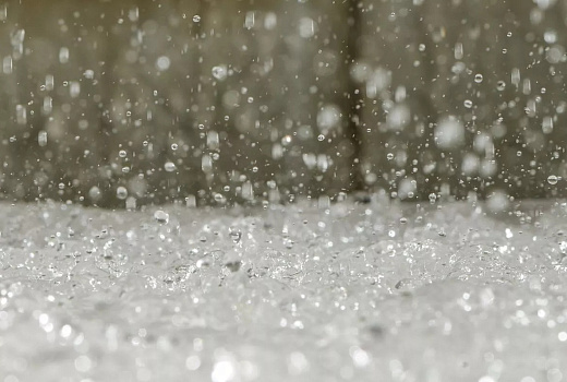 Штормовое ненастье продолжит терзать Кубань: дожди со снегом, град и ветер до 29 м/с 24 апреля