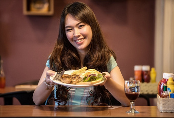 Это вы что-то съели: продукты, которые вызывают неприятный запах тела