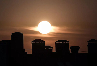 Ученые уточнили прогноз: магнитная буря уровня G1 накроет Землю вечером 13 марта