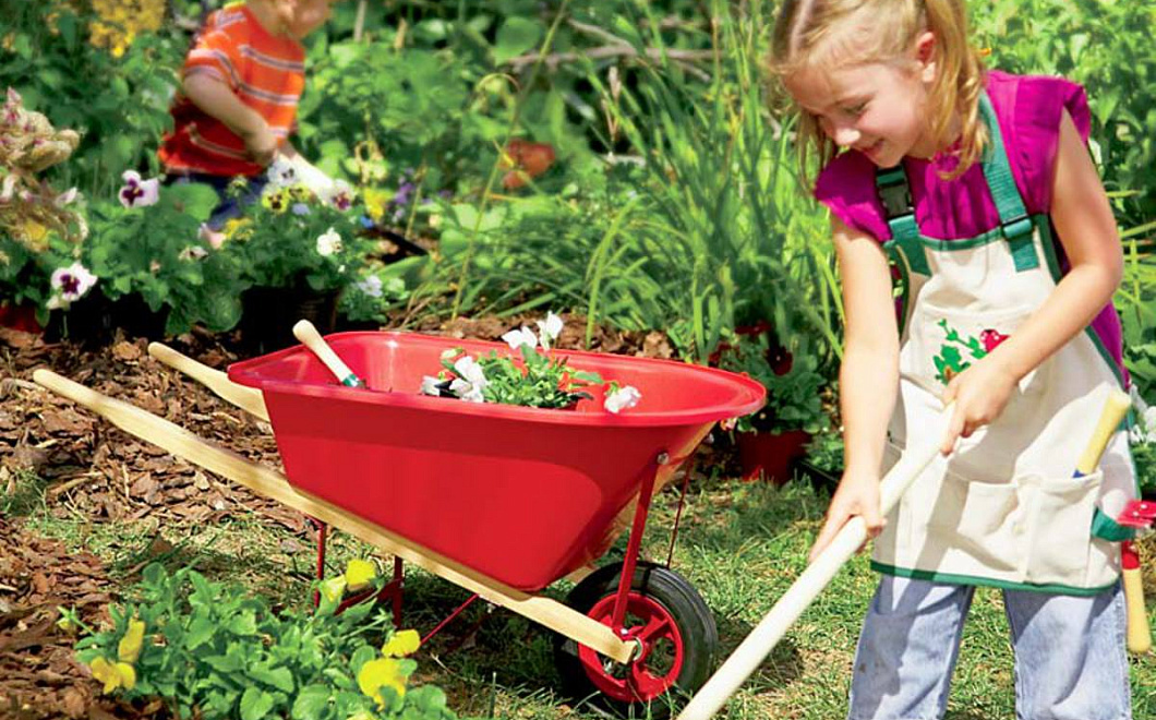 Контакт с землей улучшает иммунитет и состав крови у детей