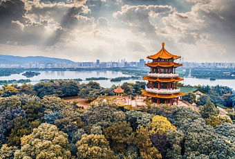 Пассажиропоток между Россией и Китаем вырос на 20–40% после снятия визовых ограничений, стремясь к рекорду 2019 года