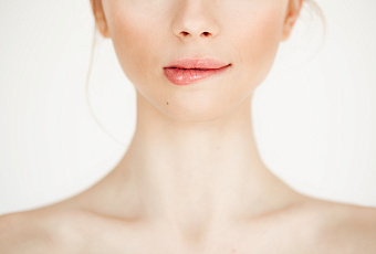 Как за один день избавиться от простуды на губах при помощи народных средств 