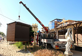 В Анапе снесли 16 незаконных ларьков