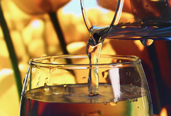 Что происходит с нашим организмом, когда мы пьём старую воду