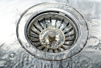 Секреты чистых труб: что делать, если вода не уходит