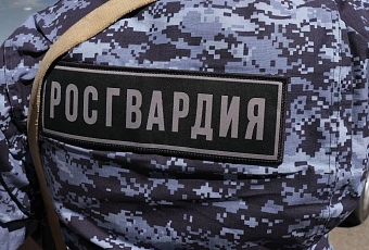 Пьяный турист устроил дебош и выбросил стул из окна отеля в Сочи