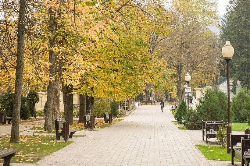 В топ-10 самых теплых мест России попали 21 октября три города Краснодарского края