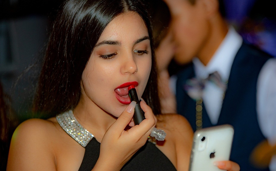 Выбрось это немедленно: вещи, которые портят нам жизнь и здоровье