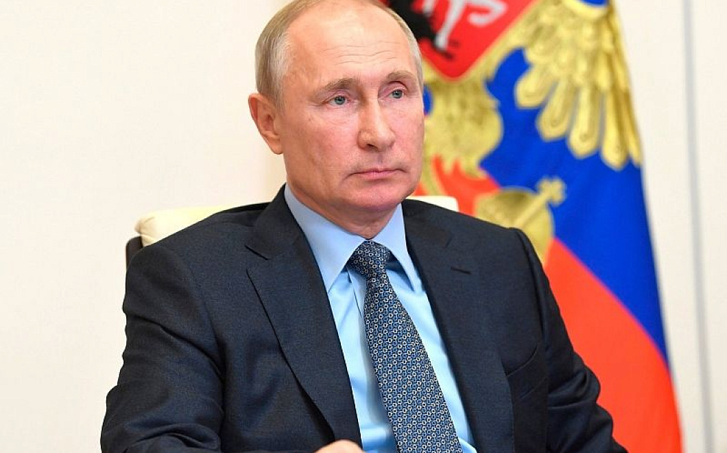 Путин считает антироссийские санкции безумными и бездумными