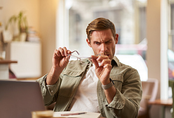 Без линз, но со зрением: почему дома приходится расставаться с очками