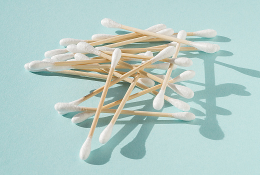 Уши под угрозой: эти палочки для косметики