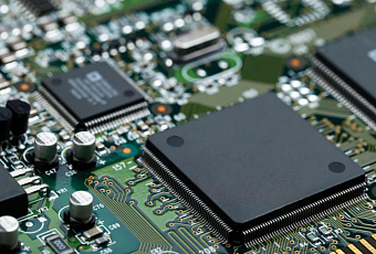 Китай планирует увеличить выпуск передовых чипов в 25 раз к концу десятилетия