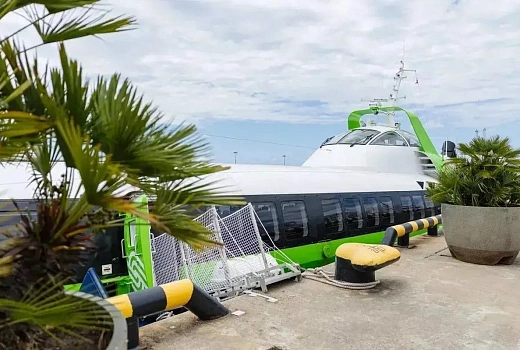 Морское сообщение запустили в Сириусе на скоростном судне «Комета»