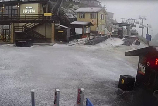 В Краснодарском крае выпал первый снег