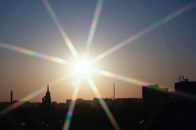 В Гидрометцентре сообщили об аномально тёплой погоде на всей европейской части РФ