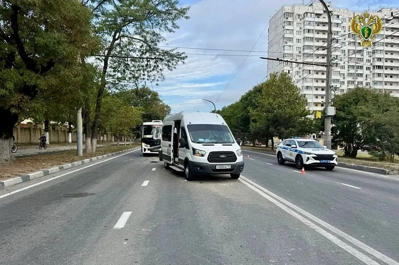 В прокуратуре рассказали подробности ДТП с маршрутками в Новороссийске, где пострадали 7 человек