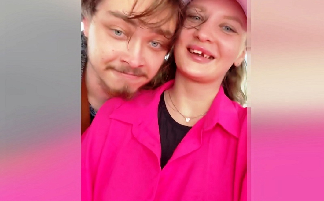 Королева бомжей: почему потомство «поющей русалки» напугало фанатов своим видом 