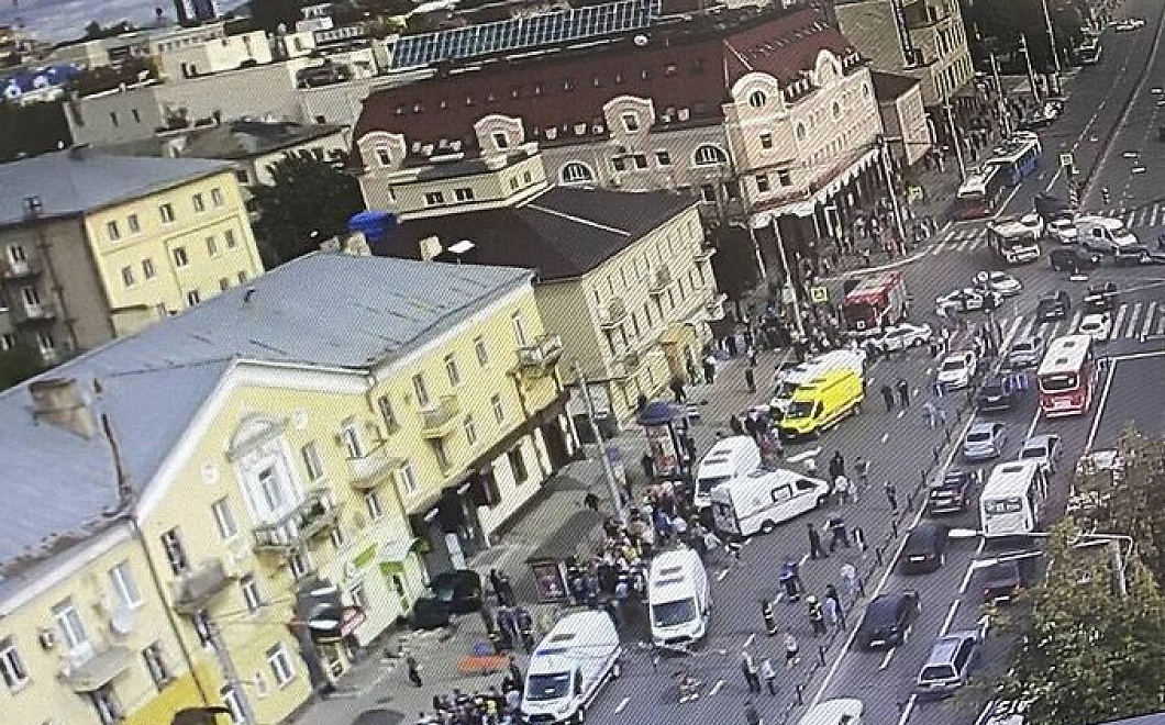 В Калуге водитель сбил 10 человек 
