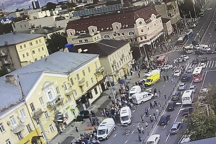 В Калуге водитель сбил 10 человек 