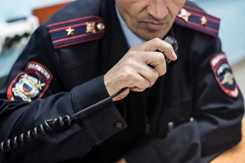 Полиция разбирается в конфликте подростков и мужчины в Краснодаре