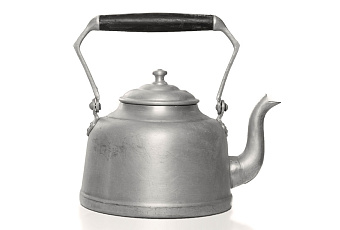 Накипь в чайнике: опасность, которую не замечают