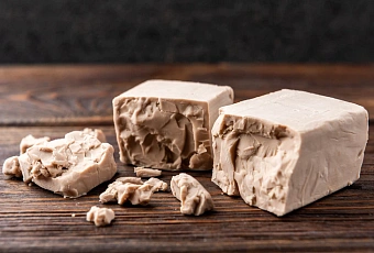 Чтобы тесто подошло: правила работы с сухими дрожжами и правила работы с ними