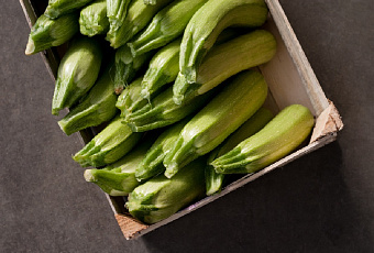 Не упусти момент: врач назвал три главных продукта июля