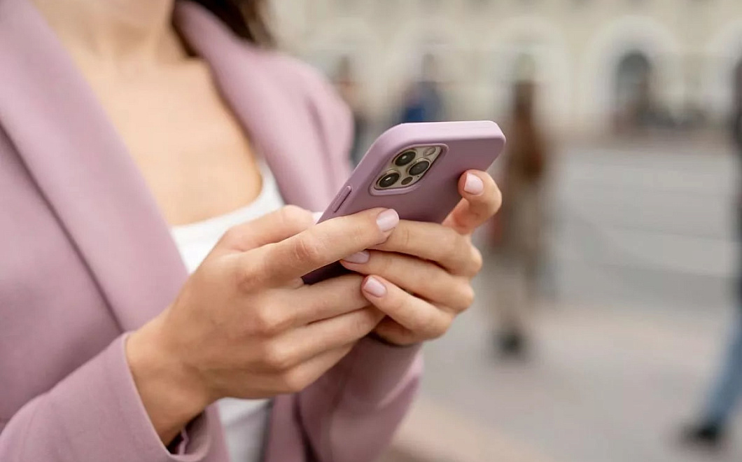 Меркантильность и неумение готовить: москвичи перечислили, что раздражает их в современных девушках