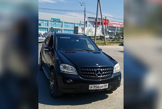 В Анапе полиция нашла проехавшего за «скорой» водителя Mercedes