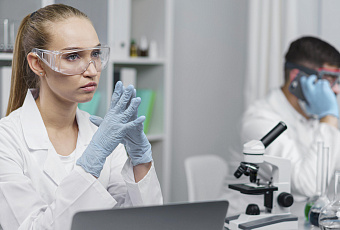 Ученые создали соединение для подавления раковых клеток из кедровой смолы