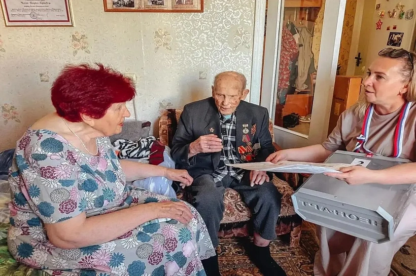 Ветераны Великой Отечественной войны голосуют на Кубани