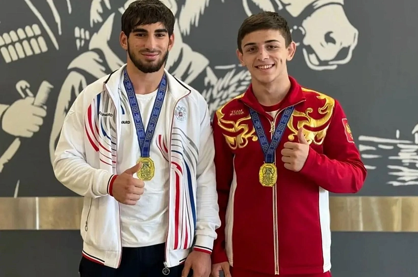 Чемпионов молодежного первенства мира по самбо встретили в Краснодаре