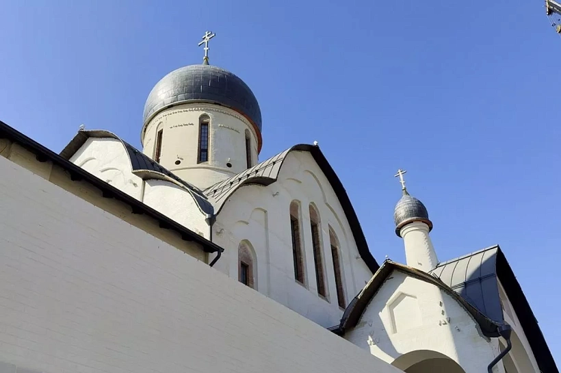 В храме Сорока Севастийских Мучеников продолжаются фасадные и отделочные работы