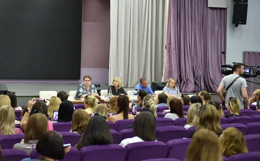 «Ситуацию с ее словами передергивают»: член Совета Федерации высказался в поддержку вице-губернатора Анны Миньковой