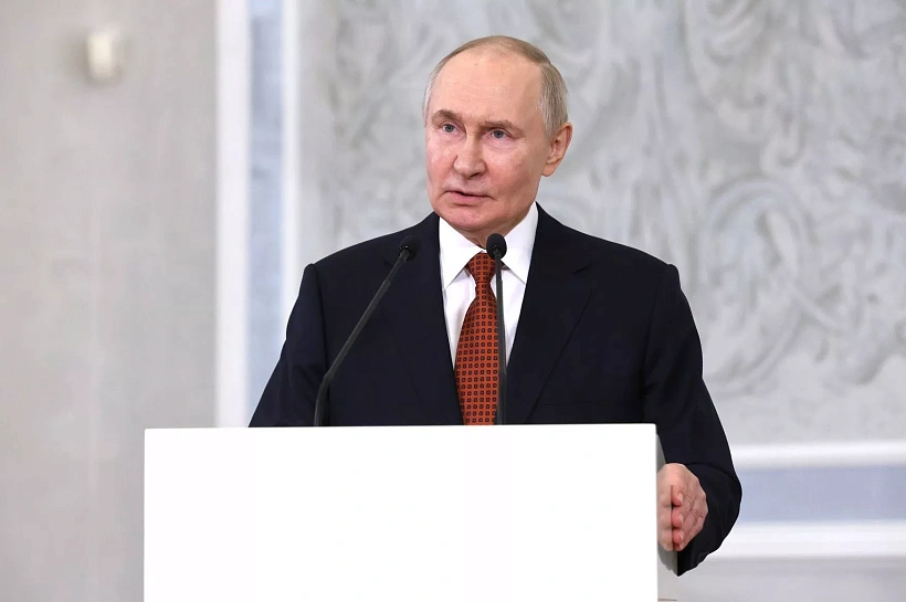 Путин пообещал зеркальный ответ на возможный захват Западом российских торговых судов