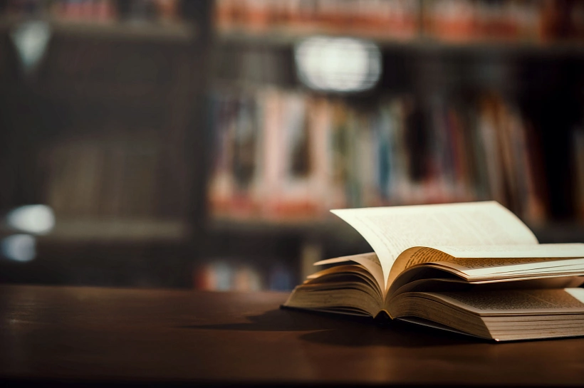 Ремонт книгохранилища и открытие мемориальной доски: что произошло в Северском районе