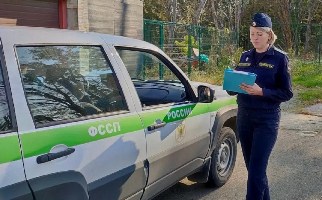 В Сочи снесли незаконно построенный домик для отдыхающих