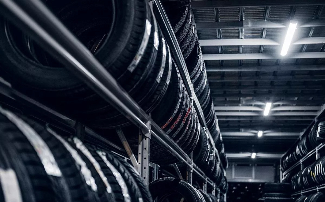 Эксперт Максим Ракитин назвал главные признаки непригодных зимних шин