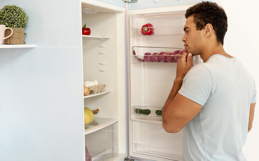 Как организовать место в холодильнике, чтобы продукты оставались свежими как можно дольше