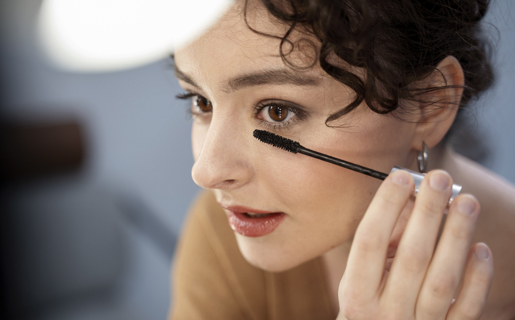 Тушь в глазах: чем грозит косметический форс-мажор
