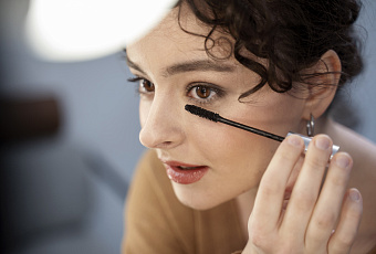 Тушь в глазах: чем грозит косметический форс-мажор