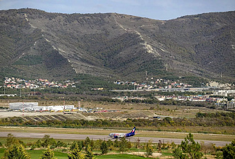Аэропорт Геленджика запустил взлеты самолетов в сторону гор