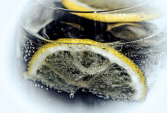 Пить или не пить: вода сырая, кипяченая, бутилированная