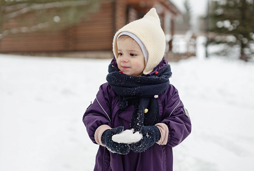 Опасность зимнего веселья: как защитить ребенка от холода